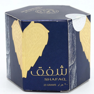 Lattafa Perfume SHAFAQ 20 ml — упаковка товара; очень крупный план; на белом фоне