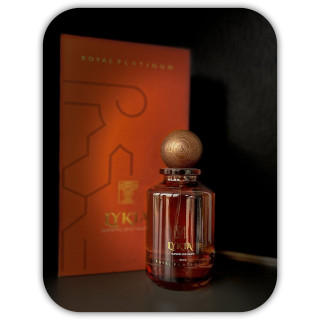 Royal Platinum LYKIA Extrait de Parfum 100 ml — produkto vaizdas; stambus planas; baltame fone