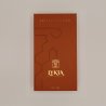 Royal Platinum LYKIA Extrait de Parfum 100 ml — produkto vaizdas; visa kompozicija; šviesiame fone; artimiausias kadras