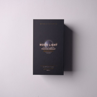 Royal Platinum MOON LIGHT EDP 100 ml — product en verpakking; volledige compositie; op een lichte achtergrond