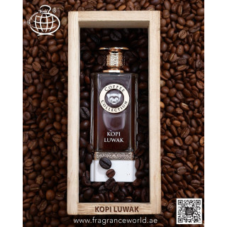 Fragrance World Kopi Luwak EDP 100 ml — produktas stilizuotoje aplinkoje; stambus planas; su kvapo ingredientais