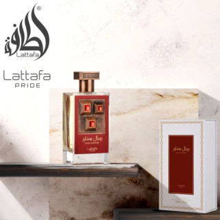 Lattafa Perfume Pride Royal Sapphire 100 ml — vue du produit; très gros plan; sur fond clair