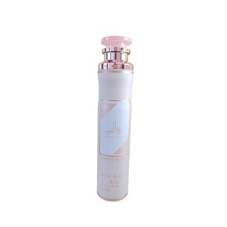 Lattafa Perfume Ameerat Al Arab Prive Rose 300 ml — изображение товара; полная композиция; на белом фоне