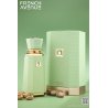 Fragrance World Luscious EDP 100 ml — product en verpakking; zeer nabije close-up; op een witte achtergrond