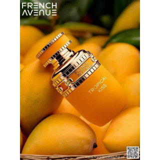Fragrance World Tropical Kiss EDP 80 ml — изглед на продукта; много близък план; на бял фон