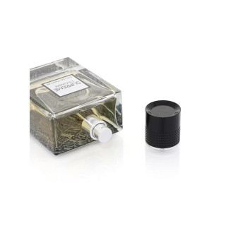 Fragrance World Supreme L'Homme 100 ml — vista del producto; composición completa; sobre fondo blanco; encuadre medio