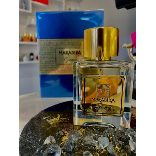 MARABIKA Gany Extrait de Parfum 100 ml — prodotto in un’ambientazione stilizzata; dettaglio molto ravvicinato; su sfondo bianco