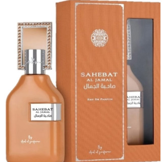 Lattafa Perfume Sahebat Al Jamal EDP 70 ml — товар и упаковка; очень крупный план; на светлом фоне
