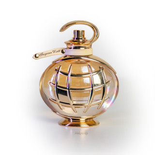 Fragrance World Signature White EDP 80 ml — pohled na produkt; celá kompozice; na bílém pozadí; nejbližší záběr