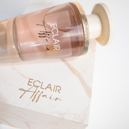 Fragrance World Eclair Affair EDP 100 ml — produkto vaizdas; artimas vaizdas; šviesiame fone