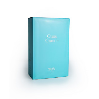 Fragrance World Opus Grande Extrait de Parfum 100 ml — toote pakend; täiskompositsioon; valgel taustal