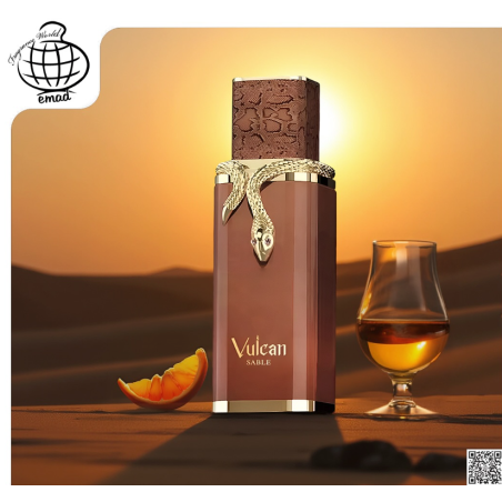 Fragrance World Vulcan Sable EDP 100 ml — produktvisning; svært tett nærbilde; på en treflate