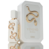 Fragrance World Veneno Bianco EDP 100 ml — упаковка товара; очень крупный план; на тёмном фоне