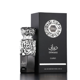 Fragrance World Diwani Cairo EDP 100 ml — produkto pakuotė; stambus planas; šviesiame fone