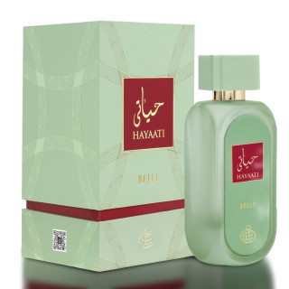 Fragrance World Hayaati Belle EDP 100 ml — produktas ir pakuotė; stambus planas; baltame fone; artimiausias kadras