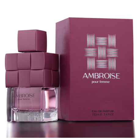 Fragrance World Ambroise Pour Femme EDP 100 ml — product en verpakking; zeer nabije close-up; op een donkere achtergrond