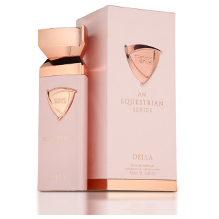 Fragrance World An Equestrian Series Della EDP 100 ml — упаковка товара; очень крупный план; на светлом фоне