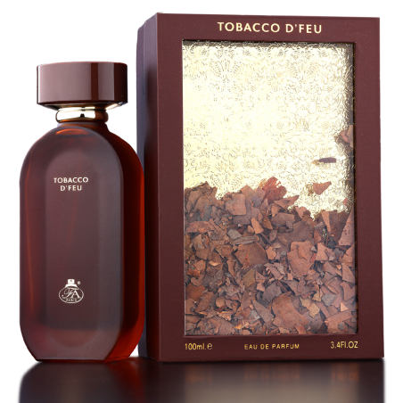 Fragrance World Tobacco D’feu EDP 100 ml — toode ja pakend; väga lähivõte; tumedal taustal