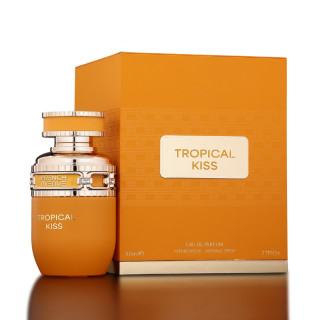 Fragrance World Tropical Kiss EDP 80 ml — продукт и опаковка; много близък план; на тъмен фон