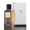Fragrance World Suits EDP 100 ml — toode ja pakend; lähivaade; valgel taustal; lähim kadreering