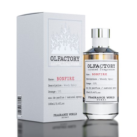 Fragrance World Olfactory Bonfire EDP 100 ml — prodotto e confezione; primo piano; su sfondo bianco