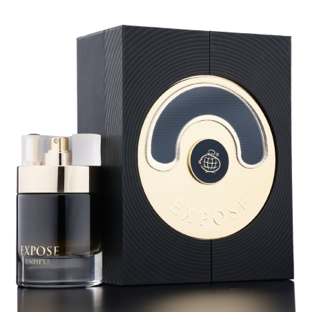 Fragrance World Expose EDP 100 ml — изображение товара; очень крупный план; на тёмном фоне