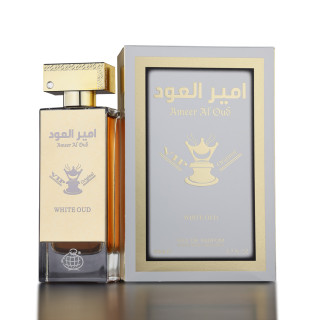 Fragrance World Ameer Al Oud VIP White Oud EDP 100 ml — vue du produit; très gros plan; sur fond sombre