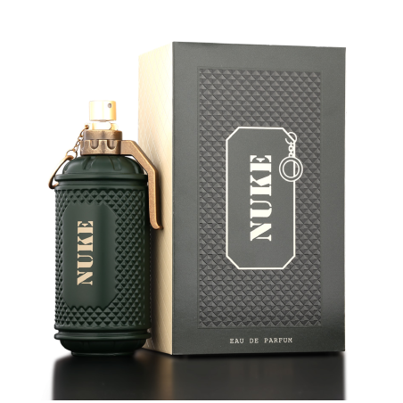 Fragrance World Nuke 100 ml — produkto vaizdas; stambus planas; tamsiame fone
