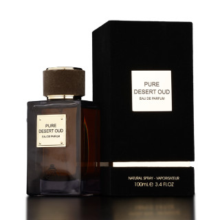 Fragrance World Pure Desert Oud EDP 100 ml — товар и упаковка; крупный план; на тёмном фоне
