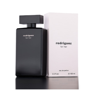 Fragrance World Redrigues for Her EDP 100 ml — упаковка товара; очень крупный план; на светлом фоне