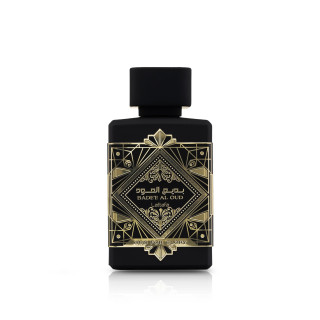 Lattafa Perfume Bade'e Al Oud Oud for Glory EDP 100 ml — toote vaade; täiskompositsioon; valgel taustal; kõige laiem kadreering