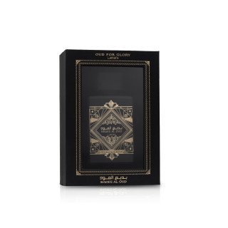 Lattafa Perfume Bade'e Al Oud Oud for Glory EDP 100 ml — toote vaade; täiskompositsioon; valgel taustal; lähim kadreering