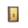 Lattafa Perfume Ajwad EDP 60 ml — productweergave; volledige compositie; op een witte achtergrond; gemiddelde kadrering
