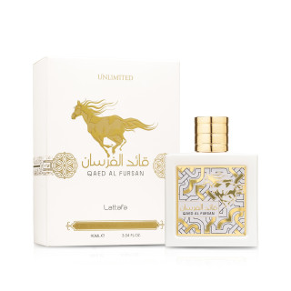 Qaed Al Fursan Unlimited EDP 90 ml — productverpakking; volledige compositie; op een witte achtergrond; ruimste kadrering