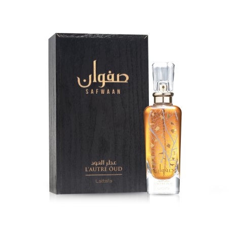 Lattafa Perfume Safwaan L'autre Oud EDP 100 ml — produkt a balení; detail; na bílém pozadí; nejširší záběr