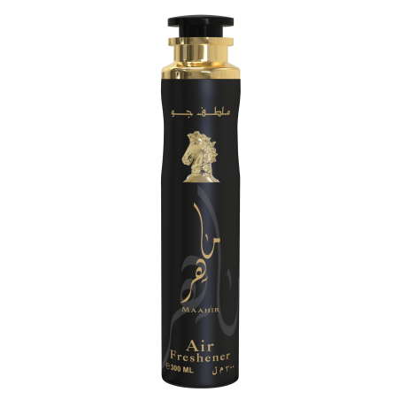 Lattafa Perfume Maahir 300 ml — productweergave; close-up; op een witte achtergrond; meest nabije kadrering
