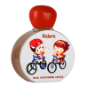Lattafa Perfume Pride Riders EDP 75 ml — productweergave; zeer nabije close-up; op een witte achtergrond; ruimste kadrering