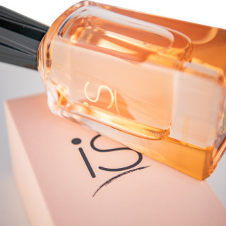 Fragrance World IS Intense EDP 75 ml — изображение товара; крупный план; на светлом фоне