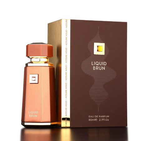 Liquid Brun EDP 100 ml — product en verpakking; zeer nabije close-up; op een witte achtergrond; meest nabije kadrering