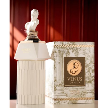 Fragrance World Venus De Milo EDP 100 ml — emballage du produit; très gros plan; sur fond blanc