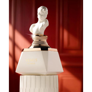 Fragrance World Venus De Milo EDP 100 ml — vue du produit; très gros plan; sur fond blanc
