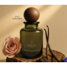 Royal Platinum ROYAL OUD EDP 100 ml — товар в стилизованной композиции; очень крупный план; с цветами