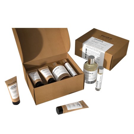 Emper Stallion 53 4 in 1 Gift Set — product en verpakking; close-up; op een witte achtergrond