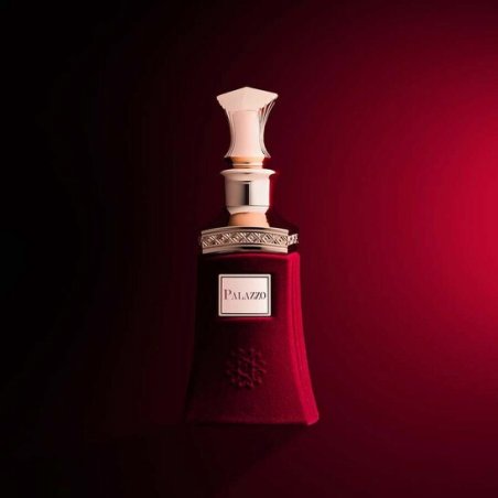Fragrance World Palazzo I Maison EDP 80 ml — toote vaade; täiskompositsioon; tumedal taustal