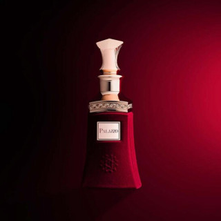 Fragrance World Palazzo I Maison EDP 80 ml — toote vaade; täiskompositsioon; tumedal taustal