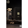 Fragrance World Sui Generis EDP 100 ml — προϊόν και συσκευασία; πολύ κοντινό πλάνο; σε λευκό φόντο