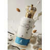 Lattafa Perfume The White Cloud Maison EDP 100 ml — produktvisning; meget tæt nærbillede; på hvid baggrund