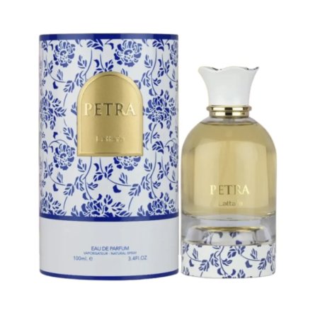 Lattafa Perfume Petra EDP 100 ml — изображение товара; крупный план; на белом фоне; самый близкий кадр