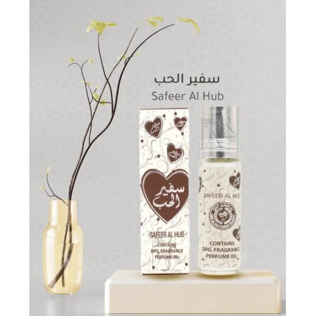 Lattafa Perfume Safeer Al Hub Arabic 10 ml — άποψη προϊόντος; πολύ κοντινό πλάνο; σε λευκό φόντο