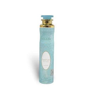 Lattafa Perfume Victoria 300 ml — товар спереди; полная композиция; на белом фоне
